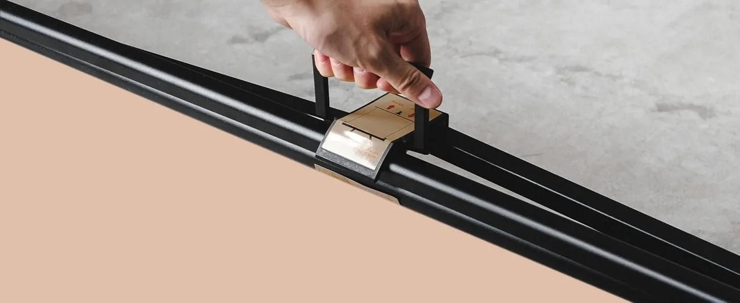 Collapsible Beige Backdrop Screen