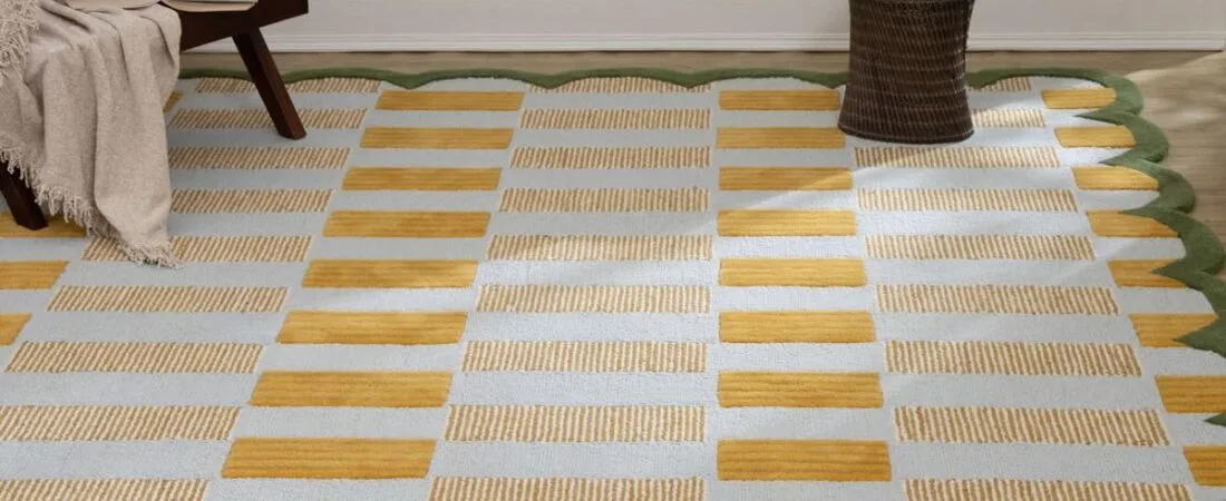 Hand-Tufted Wool Rug with Scalloped Edges, Light Blue Plaid Pattern, Cozy Soft Area Rug for Living Room, Bedroom, and Nursery, Handmade Modern Accent Rug, 8×10 Ft